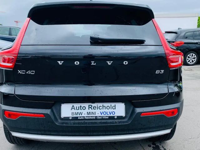 Volvo XC40 B3 B Aut. Navi 360° PILOT BLIS ACC PIXEL