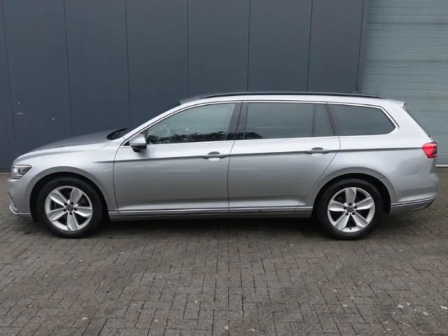 Volkswagen Passat 2.0 TDI Business DSG Variant