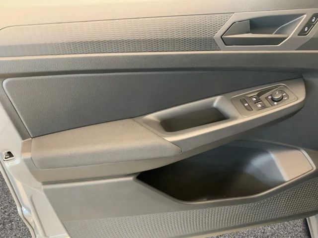 Volkswagen Caddy 1,5 TSI *NAVI*AHK*LED*ACC*DIGITAL*R-CAM*