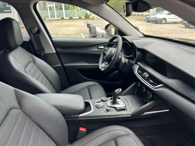 Alfa Romeo Stelvio Q4 Super