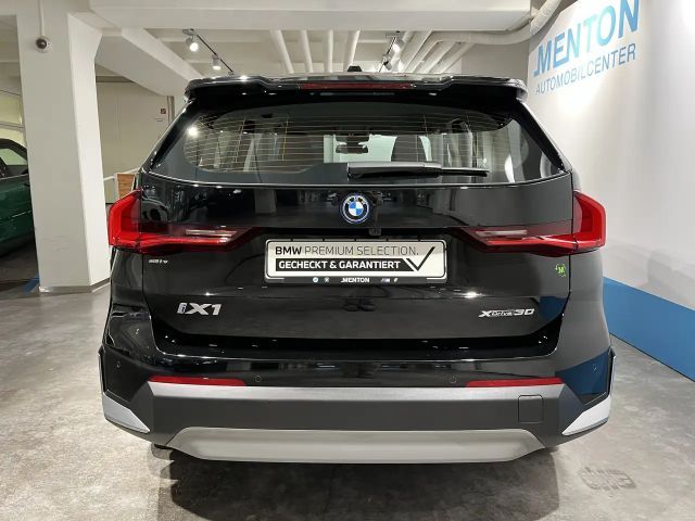BMW iX1 xDrive30