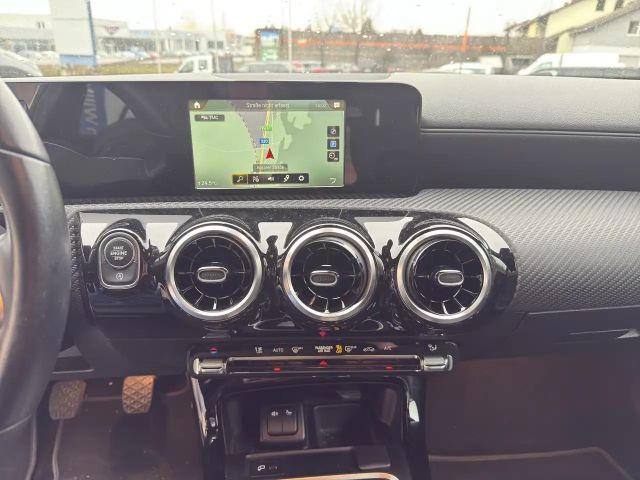 Mercedes-Benz A 180 Hatchback Style