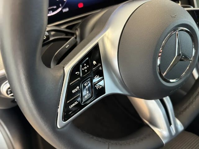 Mercedes-Benz C 200 AVANTGARDE Estate