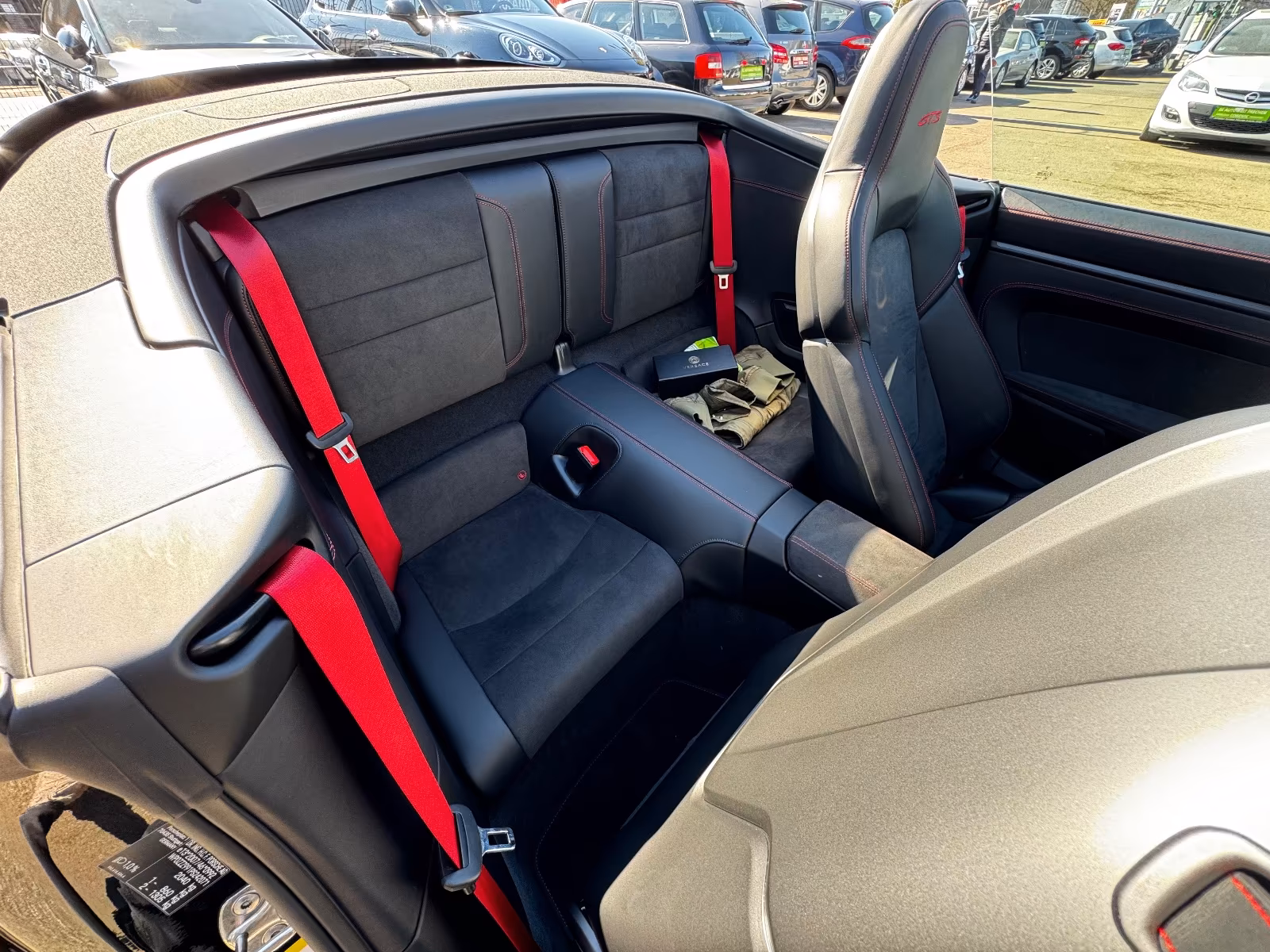 Porsche 911 Cabriolet Carrera GTS