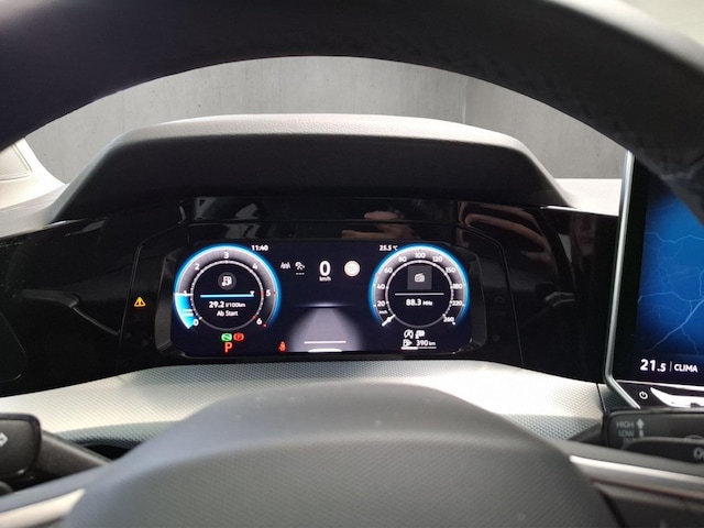 Volkswagen Golf DSG Life