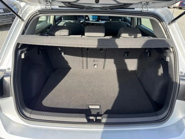 Volkswagen Golf 1.5 TSI Golf VIII IQ.Drive Life
