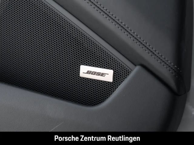 Porsche 992 Cabrio Carrera