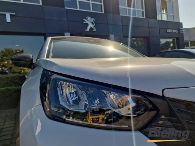 Peugeot 2008 Hybrid Style