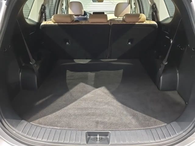 Hyundai Santa Fe 2WD CRDi Prime