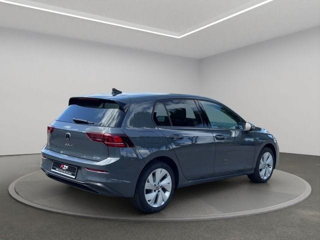 Volkswagen Golf DSG Life