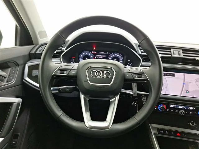 Audi Q3 1.5 TFSI S-Line