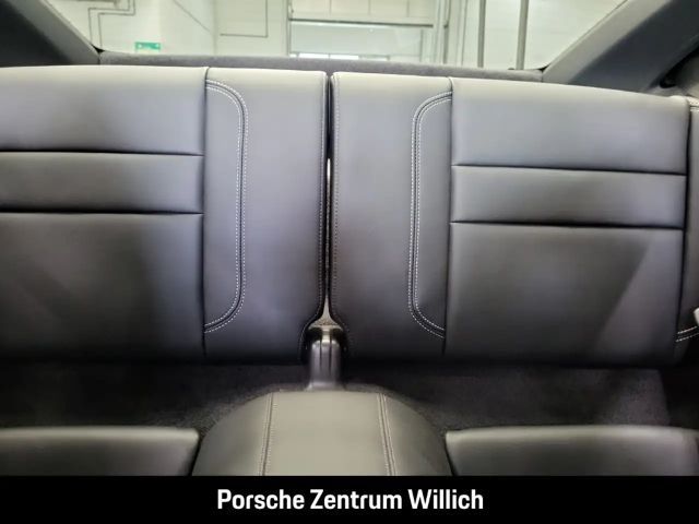 Porsche 992 Carrera Coupé