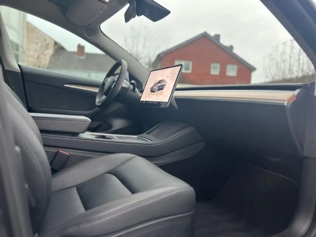 Tesla Model 3 AWD Dual Motor Long Range