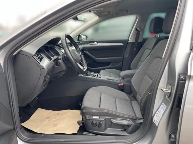 Volkswagen Passat 2.0 TDI Business DSG Variant
