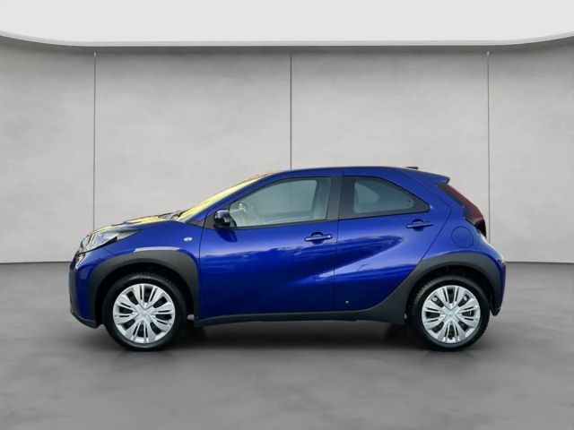 Toyota Aygo X 1.0 VVT-i Hatchback Play S-CVT