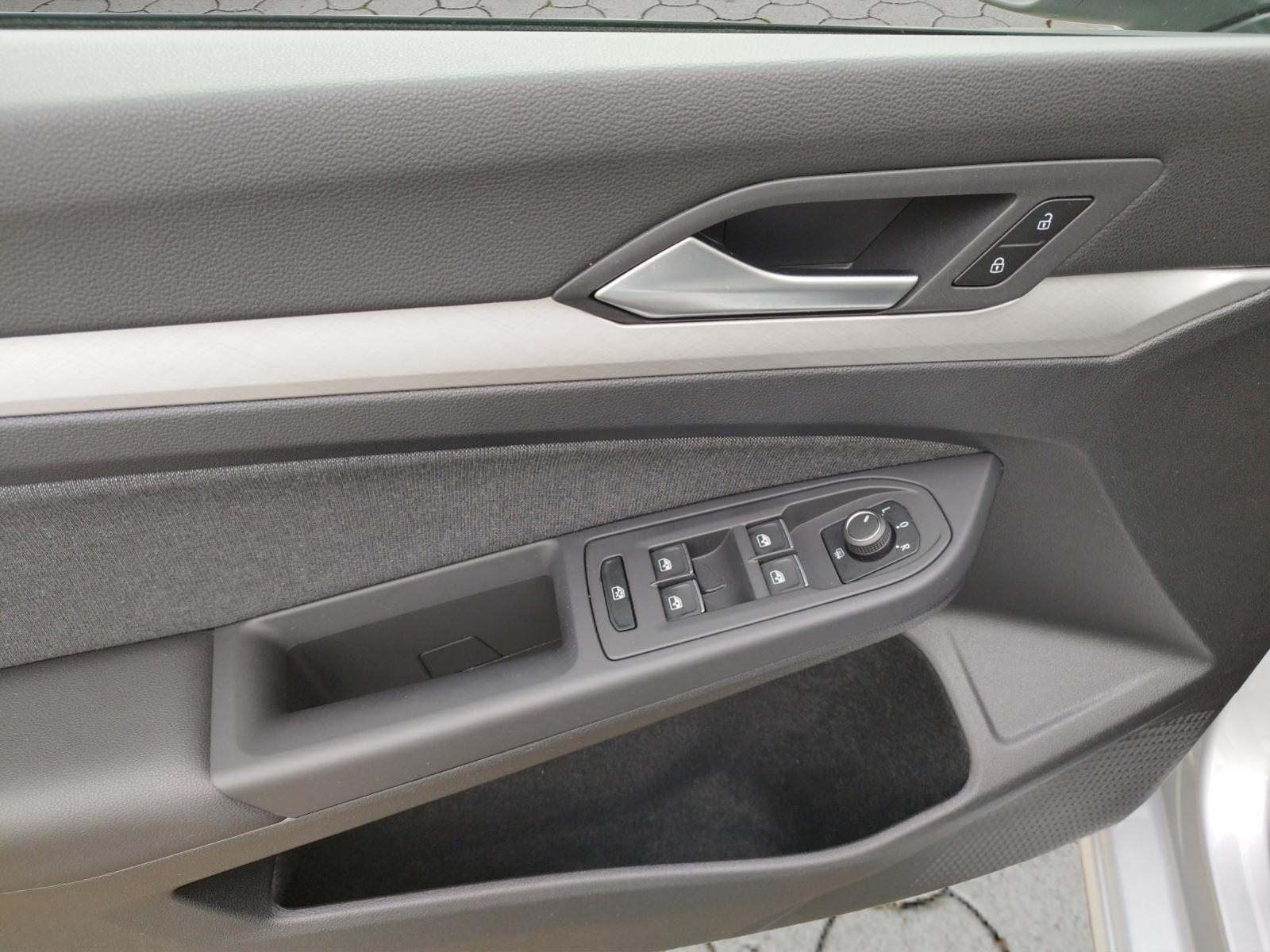 Volkswagen Golf 1.5 TSI Golf VIII Life