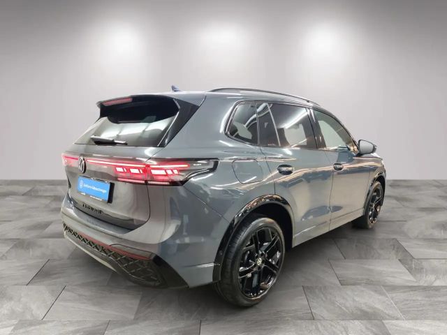 Volkswagen Tiguan 2.0 TSI R-Line Style