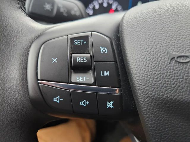 Ford Kuga Cool & Connect