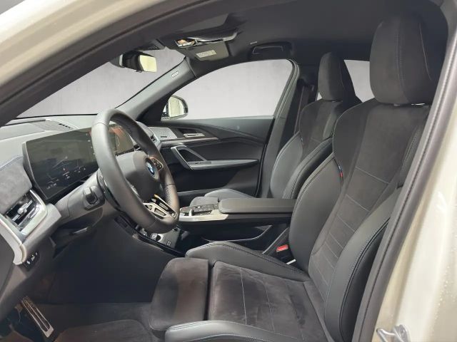 BMW iX2 xDrive30