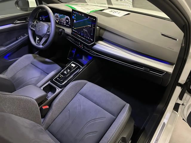 Volkswagen Golf 1.5 eTSI