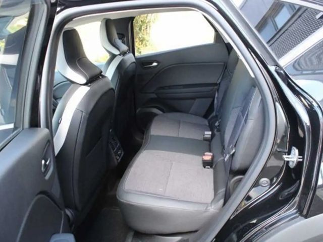 Renault Captur EDC Hybrid Techno