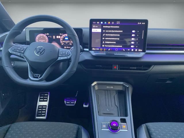 Volkswagen T-Roc 1.5 eTSI DSG R-Line