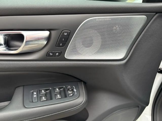 Volvo V60 Dark T8 Ultra