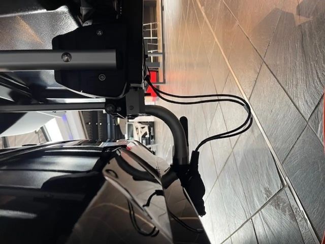 Toyota RAV4 DASH CAM & Anhängerkupplung Teamplayer