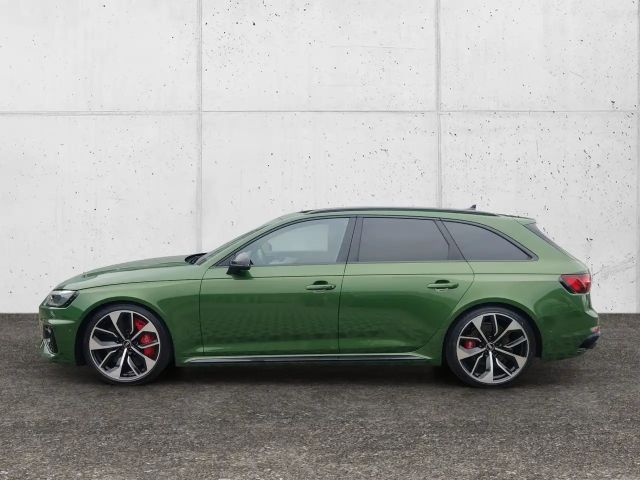 Audi RS4 Avant Quattro