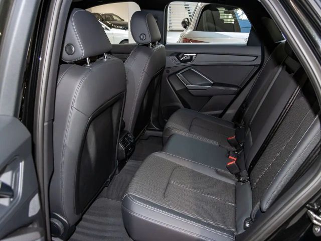 Audi Q3 35 TDI S-Line