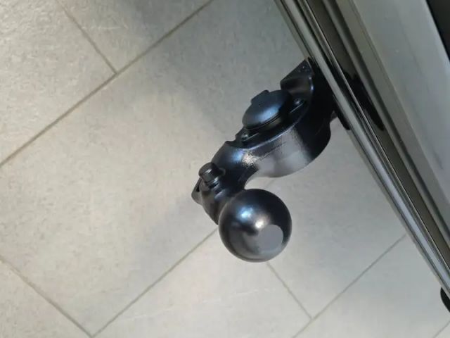 Audi A6 e-tron Quattro