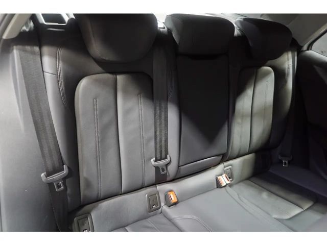 Audi Q2 35 TFSI S-Line