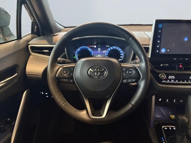 Toyota Corolla Cross Hybride Team D