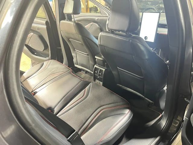 Ford Mustang Mach-E AWD Extended range