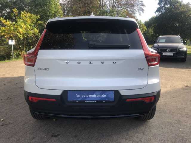 Volvo XC40 Dark Plus