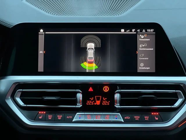 BMW 320 320i M-Sport Sedan