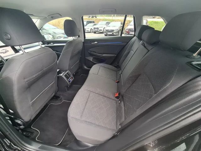 Volkswagen Golf DSG Life Variant