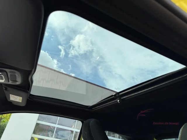 Abarth 500e Scorpionissima