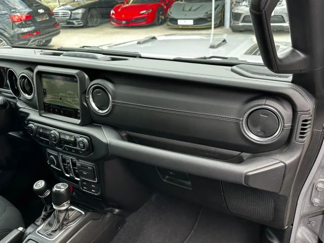 Jeep Wrangler 4xe Sahara