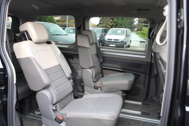 Volkswagen Multivan 2.0 TDI DSG Lang Life
