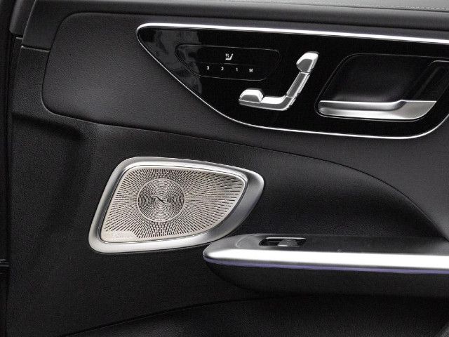 Mercedes-Benz C 200 AMG Line Sedan