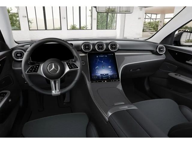 Mercedes-Benz C 180 AVANTGARDE Sedan