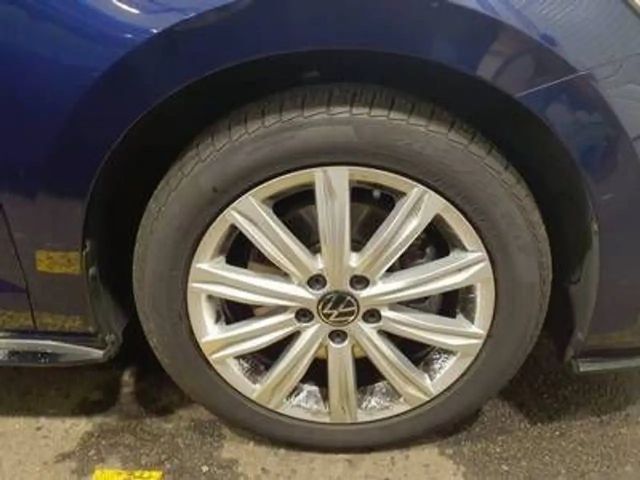 Volkswagen Touran DSG R-Line