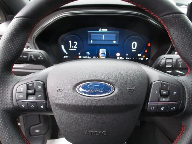 Ford Focus ST Line Wagon