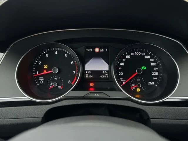 Volkswagen Passat 1.5 TSI Business DSG Variant
