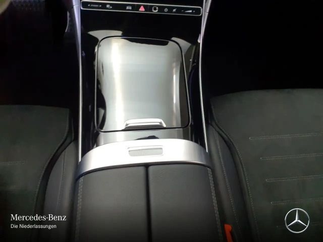 Mercedes-Benz C 180 AMG Line Sedan