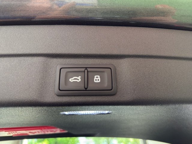 Audi A6 Avant Quattro S-Tronic