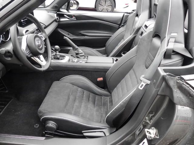 Mazda MX-5 Homura SkyActiv