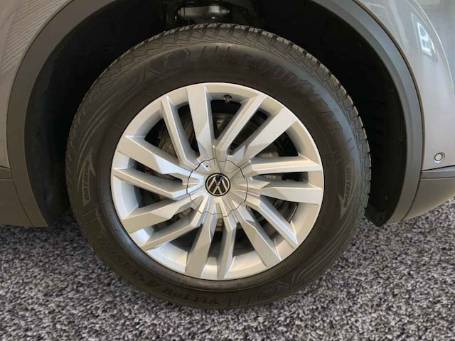 Volkswagen Touareg Touareg TDI tiptr. 4M *AHK*LEDER*LUFTF*R-CAM*NAV