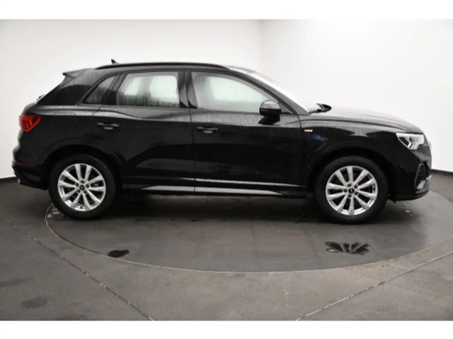 Audi Q3 40 TFSI Quattro S-Line S-Tronic